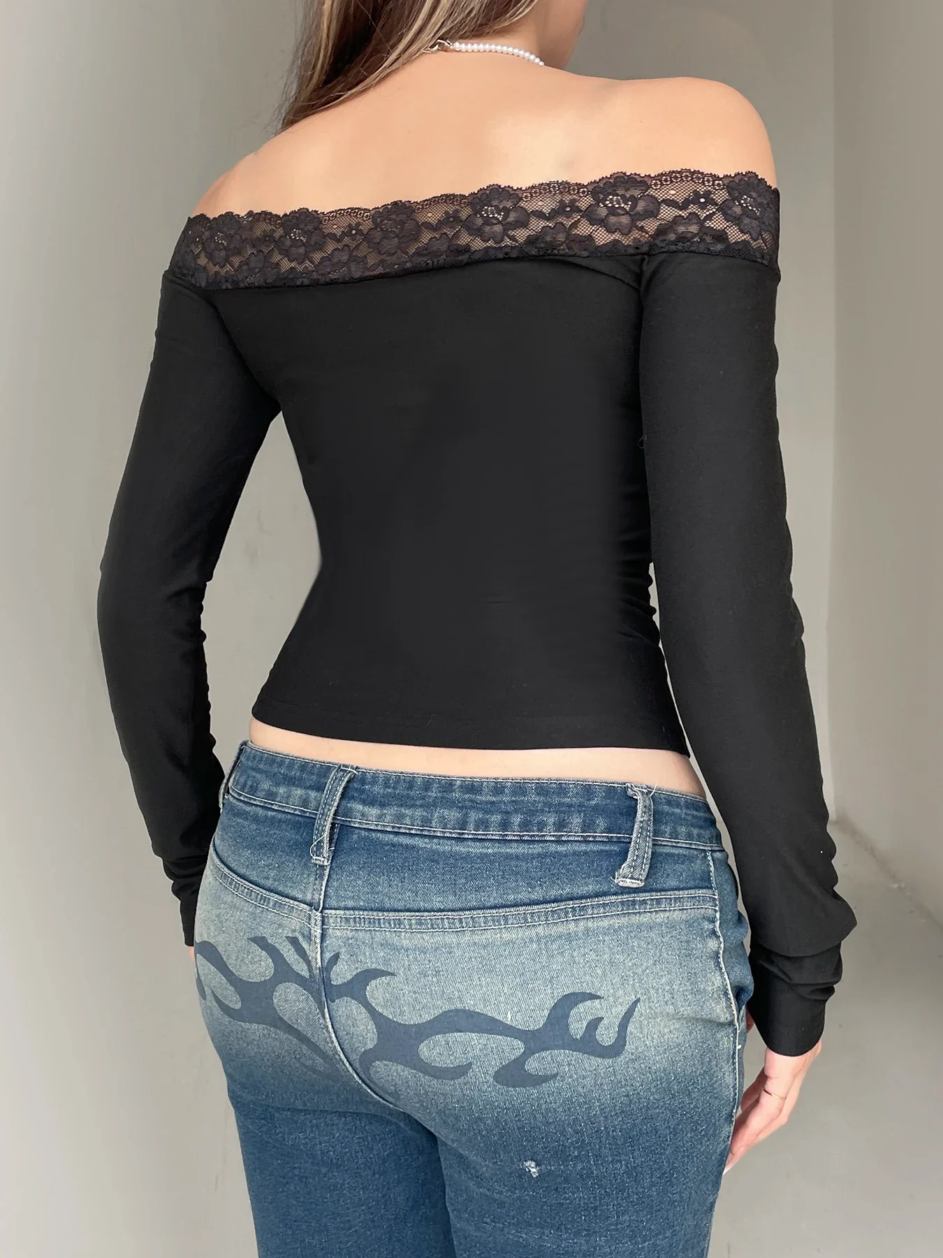 Bow Off-shoulder Knit Top - Image 5