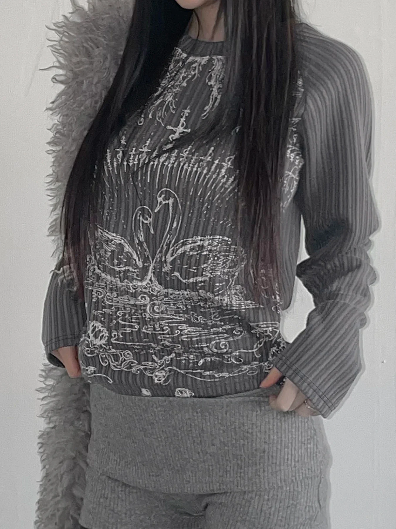 Emo Printed O-neck Knit Top - Image 6