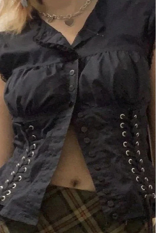 Vintage Black Aesthetic Button Crop Top - Image 5